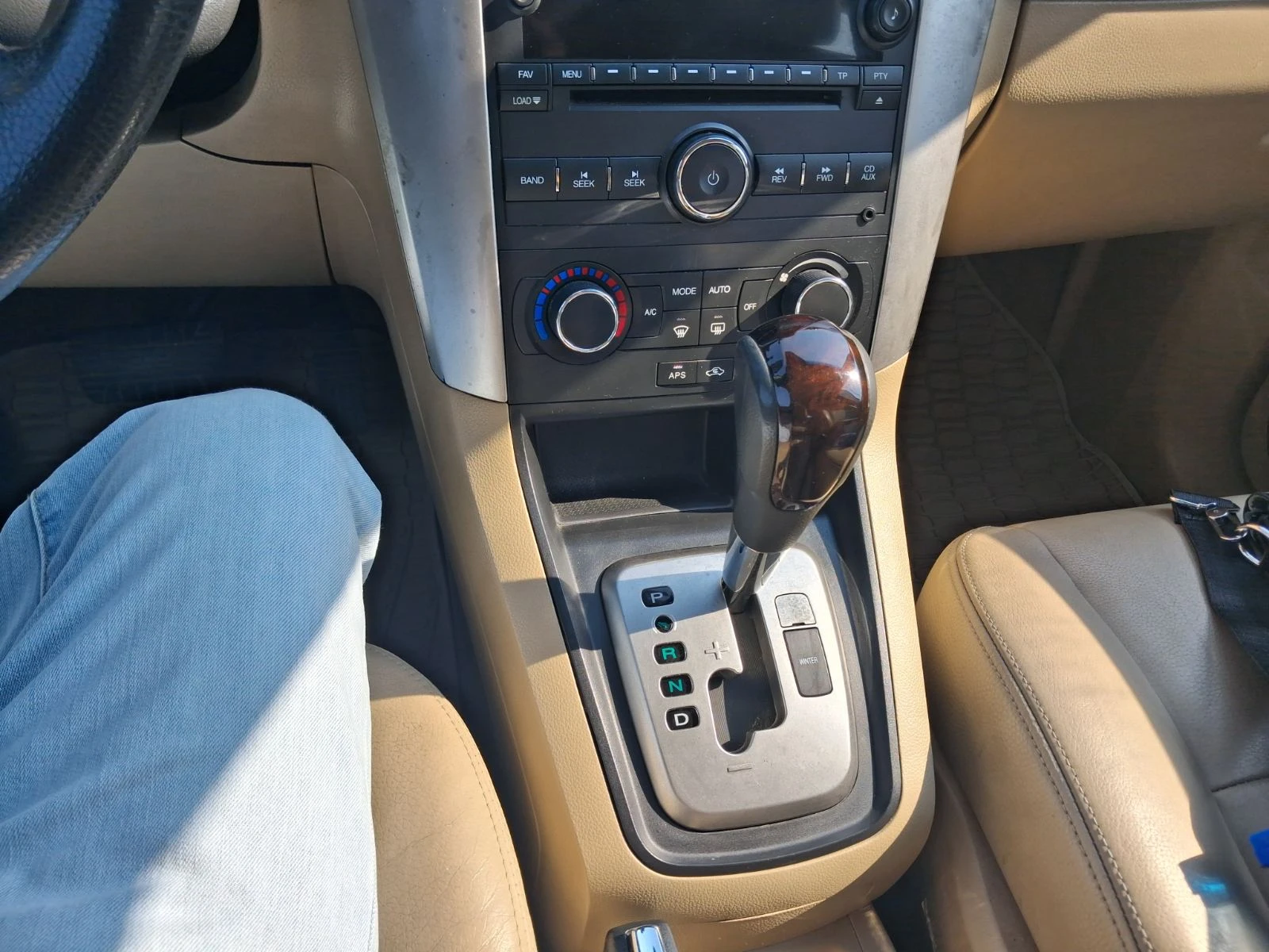 Chevrolet Captiva, снимка 5 - Автомобили и джипове - 56039282