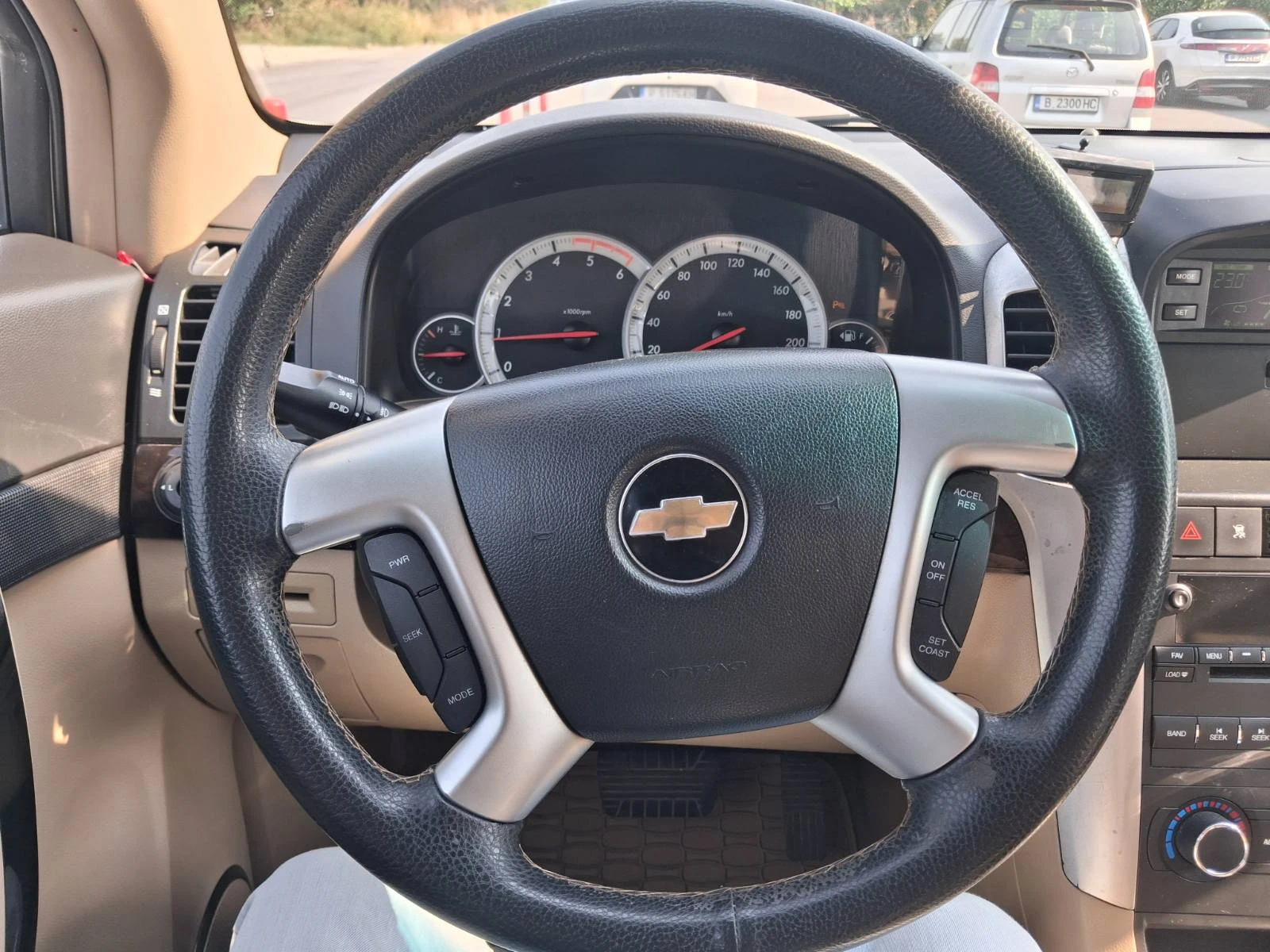 Chevrolet Captiva, снимка 10 - Автомобили и джипове - 56039282