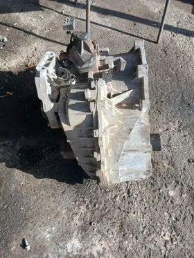 BJ3R 7002 BA скорости ръчни Lend Rover Evoque 2.2 дизел 150кс , снимка 4