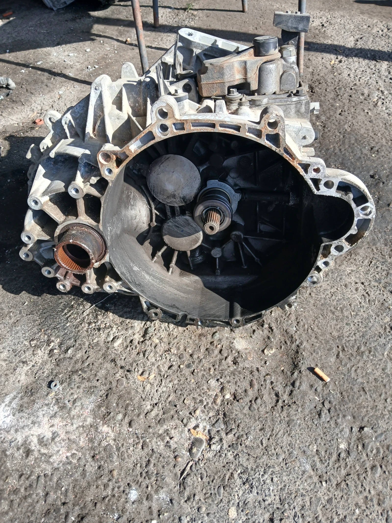 BJ3R 7002 BA скорости ръчни Lend Rover Evoque 2.2 дизел 150кс , снимка 3 - Части - 55845801