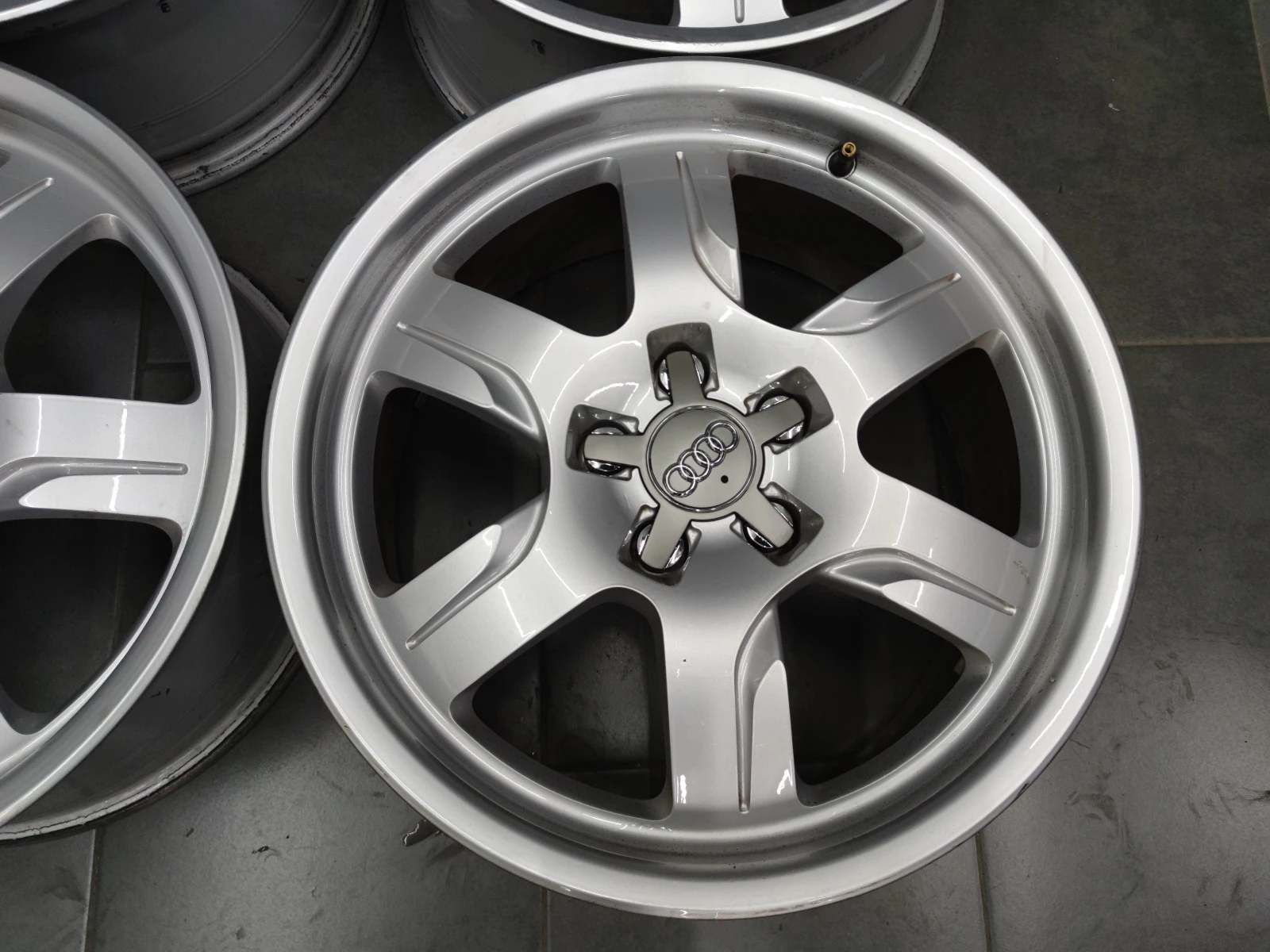   Audi | Mobile.bg   8