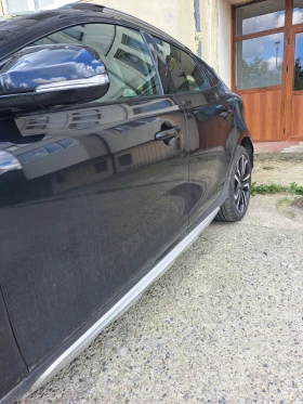 Volvo V40 Cross Country, снимка 6