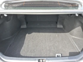 Toyota Camry * HYBRID SE * 2 КЛЮЧА *  CARFAX * , снимка 13