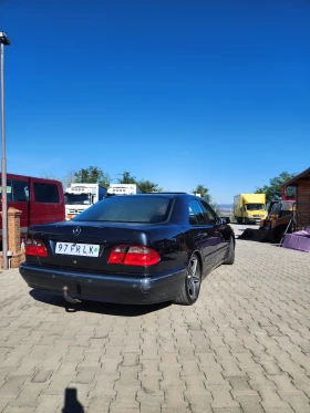 Mercedes-Benz E 320, снимка 10