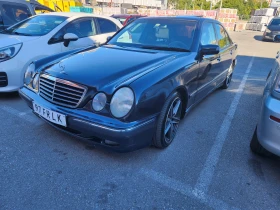 Mercedes-Benz E 320, снимка 1