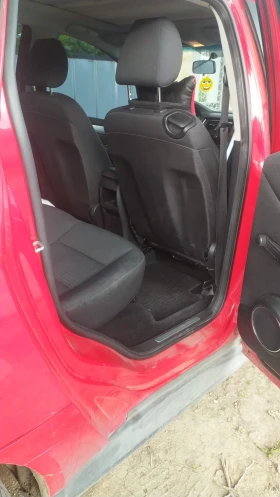     Mercedes-Benz 200 200