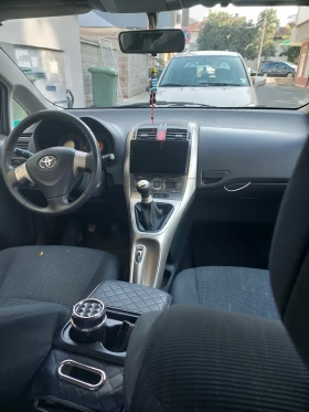 Обява за продажба на Toyota Auris ~7 800 лв. - изображение 8