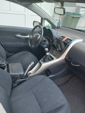 Обява за продажба на Toyota Auris ~7 800 лв. - изображение 5