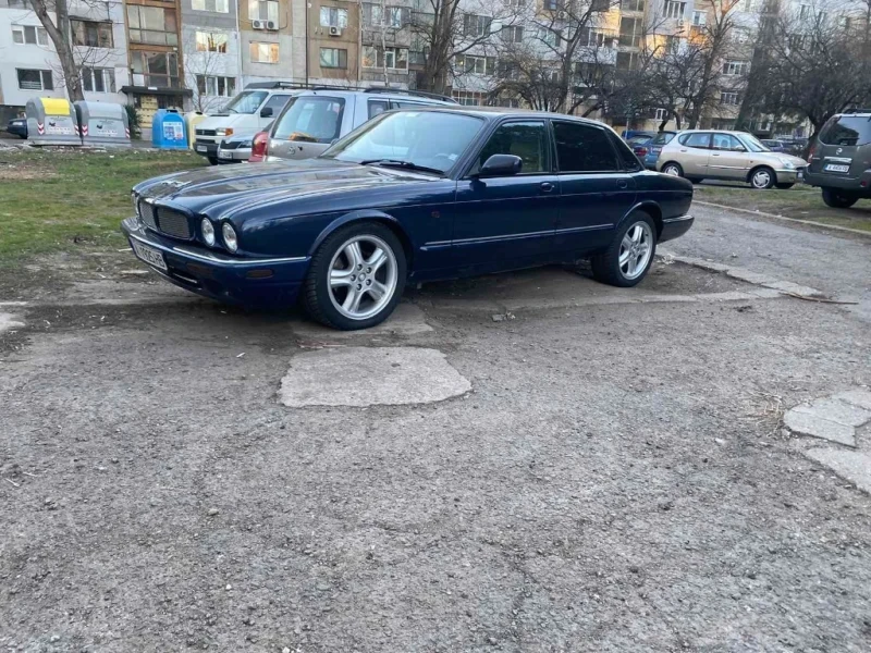 Jaguar Xj  sovereign 4.0 3  БРОЯ НА ЧАСТИ ПРАШТАМ ПО ЕКОНТ , снимка 16 - Автомобили и джипове - 52471834