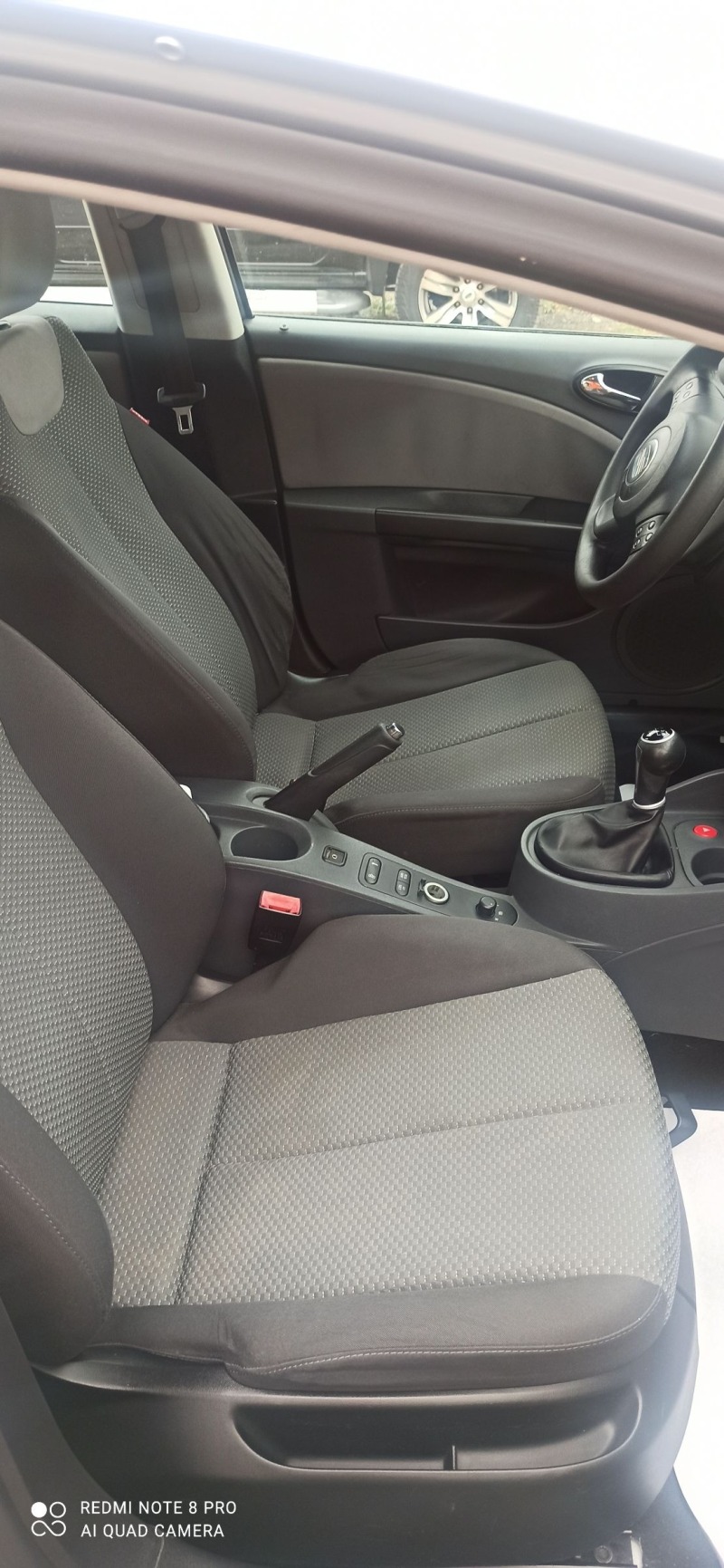 Seat Leon 1.9 TDI , снимка 7 - Автомобили и джипове - 38274683