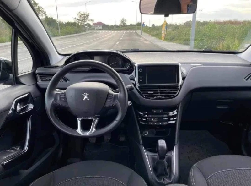 Peugeot 208 1.4 дизел два броя , снимка 8 - Автомобили и джипове - 42262225