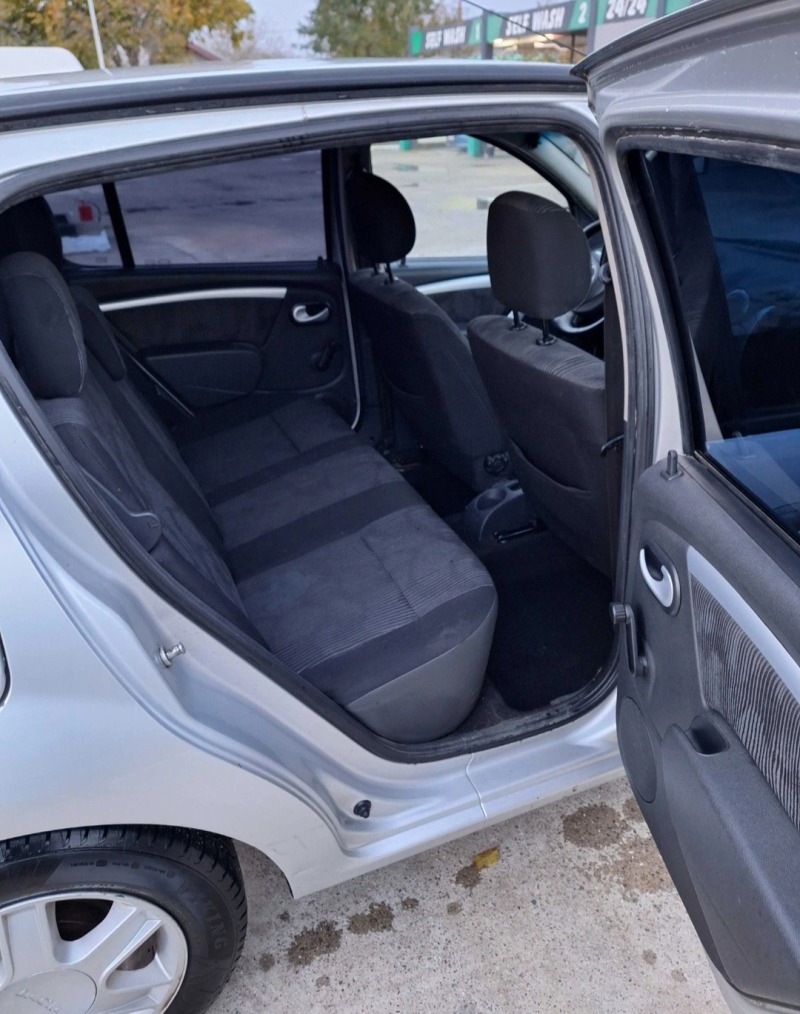 Dacia Sandero 1.5 dci на части 3 броя, снимка 4 - Автомобили и джипове - 43321150