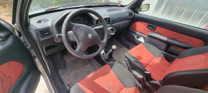 Peugeot 106 1.0, снимка 12 - Автомобили и джипове - 47225458