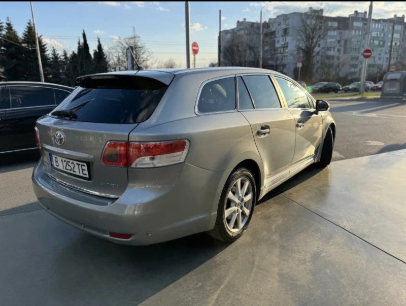 Toyota Avensis, снимка 5 - Автомобили и джипове - 47386821