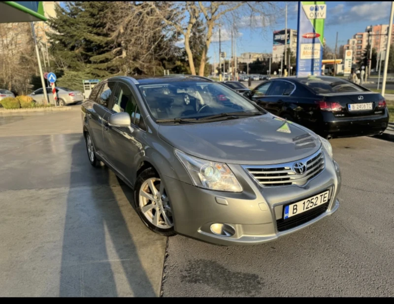 Toyota Avensis, снимка 2 - Автомобили и джипове - 47386821