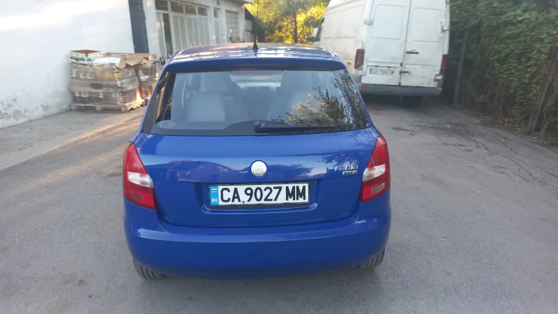 Skoda Fabia 1.4, снимка 6 - Автомобили и джипове - 52542552