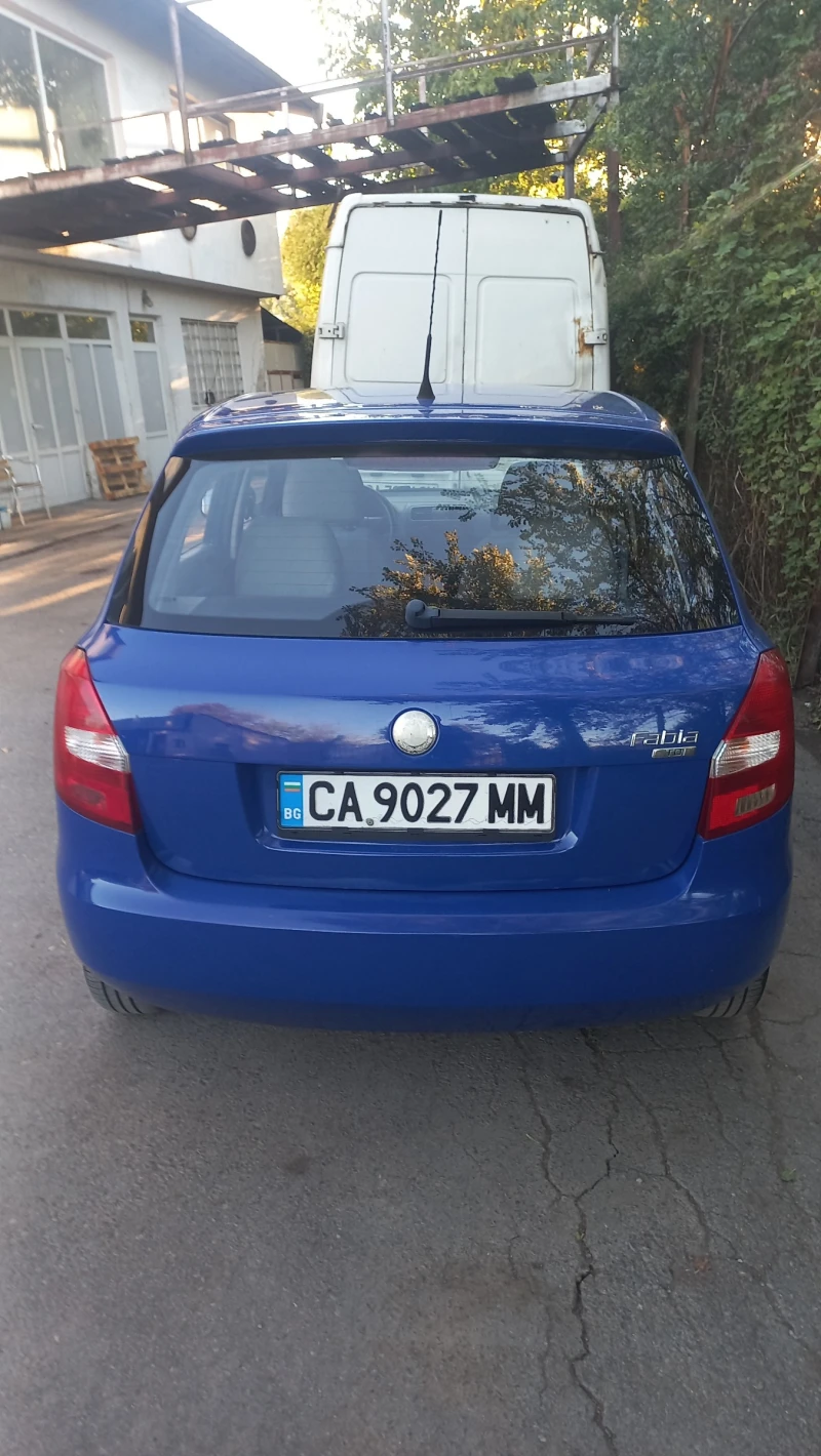 Skoda Fabia 1.4, снимка 2 - Автомобили и джипове - 52542552
