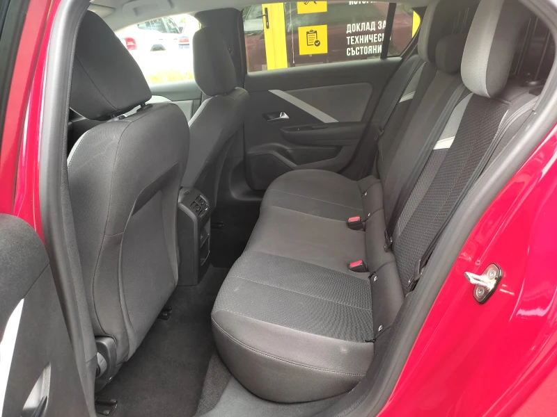 Opel Astra 1.2 Business Edition 130hp, снимка 6 - Автомобили и джипове - 51354735