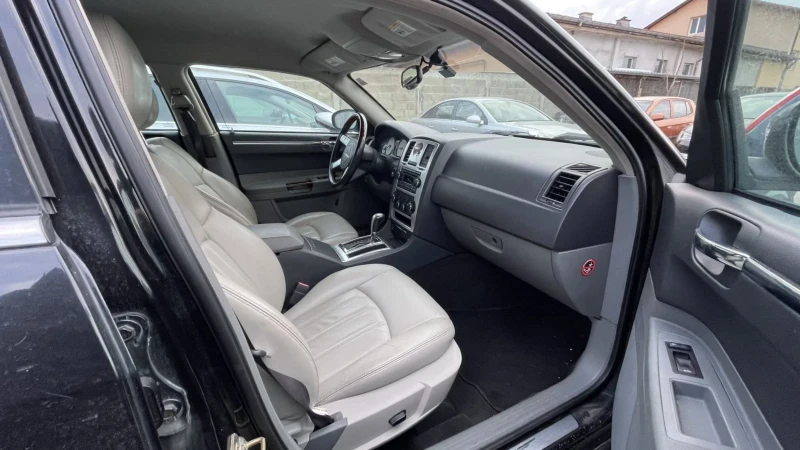 Chrysler 300c 3.5I KLI AVT., снимка 12 - Автомобили и джипове - 51094996