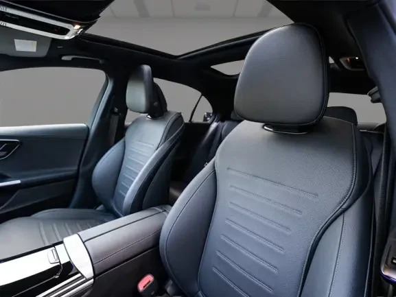 Mercedes-Benz C 300 de = AMG Line = Night Package Гаранция, снимка 6 - Автомобили и джипове - 54677755