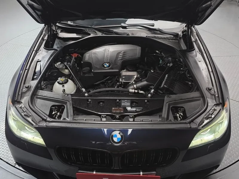 BMW 530 I xDrive M Aerodynamic Special Edition, снимка 6 - Автомобили и джипове - 55832750