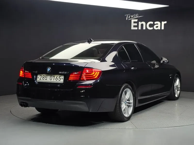 BMW 530 I xDrive M Aerodynamic Special Edition, снимка 2 - Автомобили и джипове - 55832750