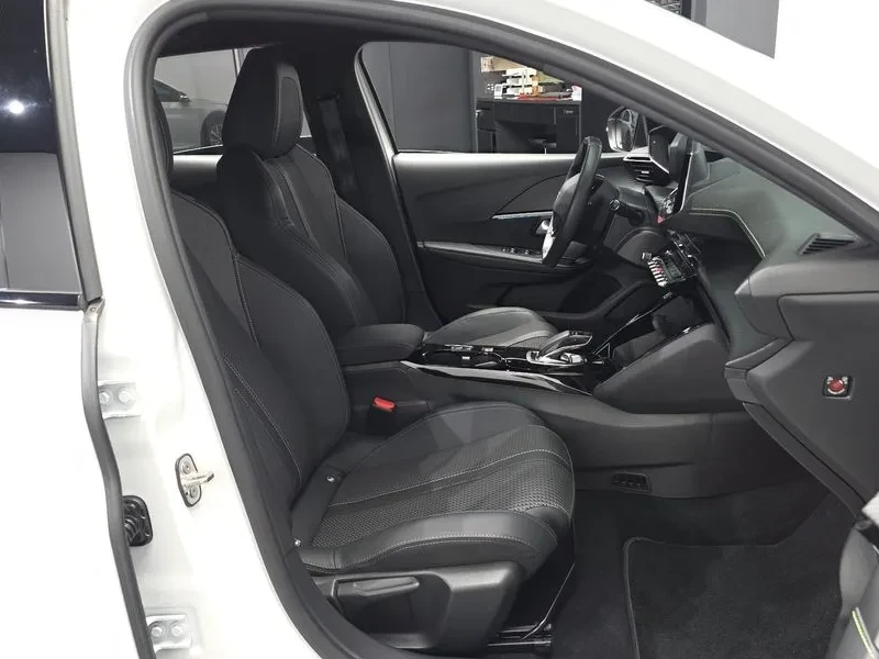 Peugeot 208 GT - ���� 30% ����� | Mobile.bg � ����������� 11