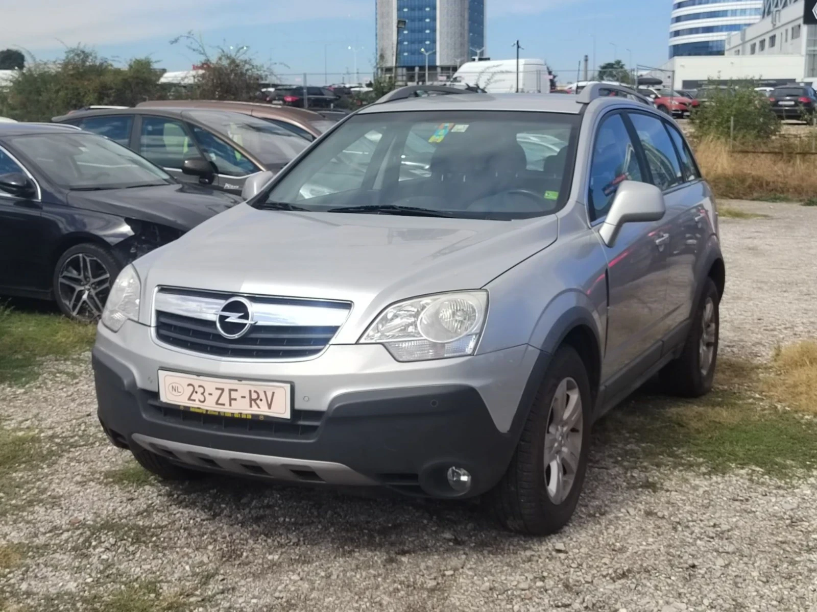 Opel Antara 2.4  4X4 - изображение 6