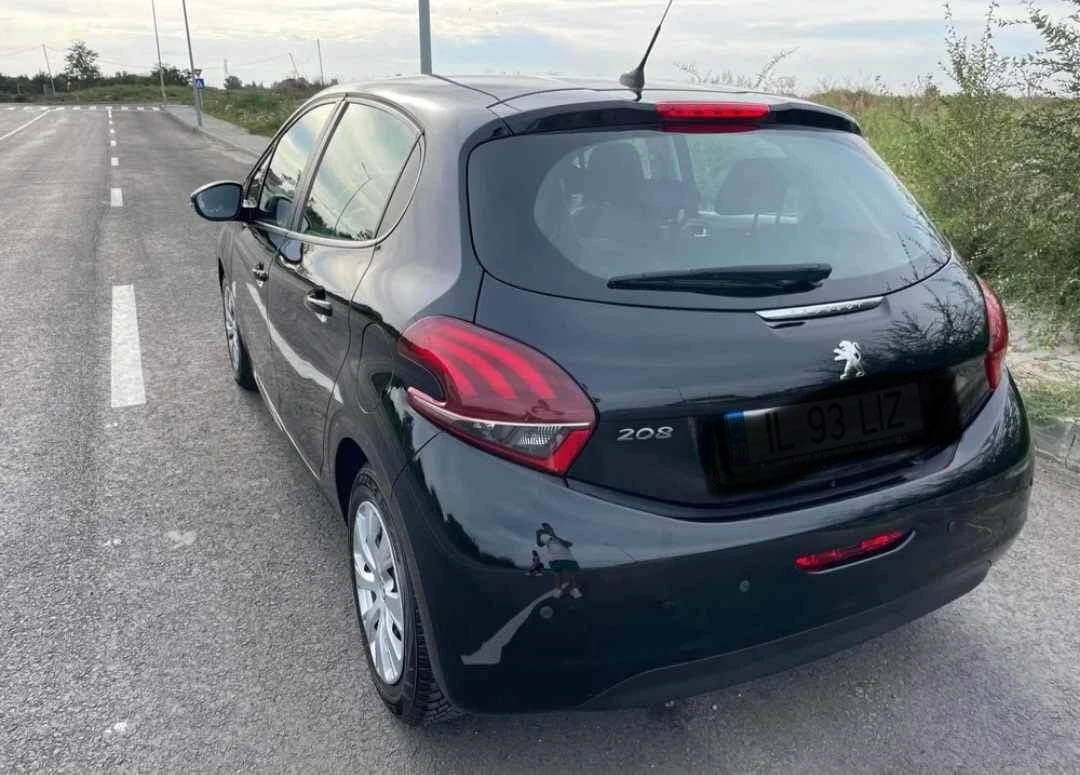 Peugeot 208 1.4 дизел два броя  - изображение 6