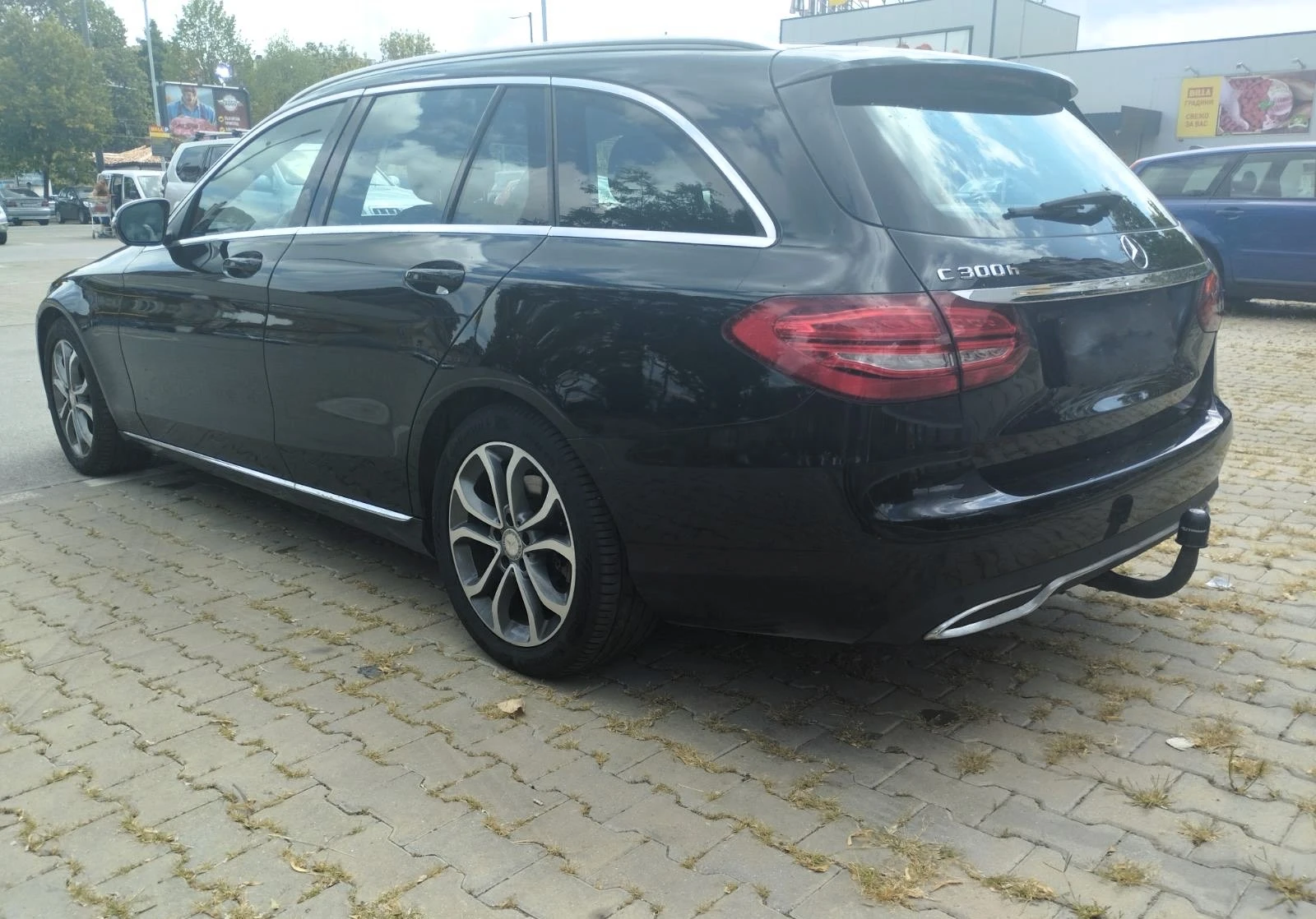 Mercedes-Benz C 300 HYBRID - изображение 8