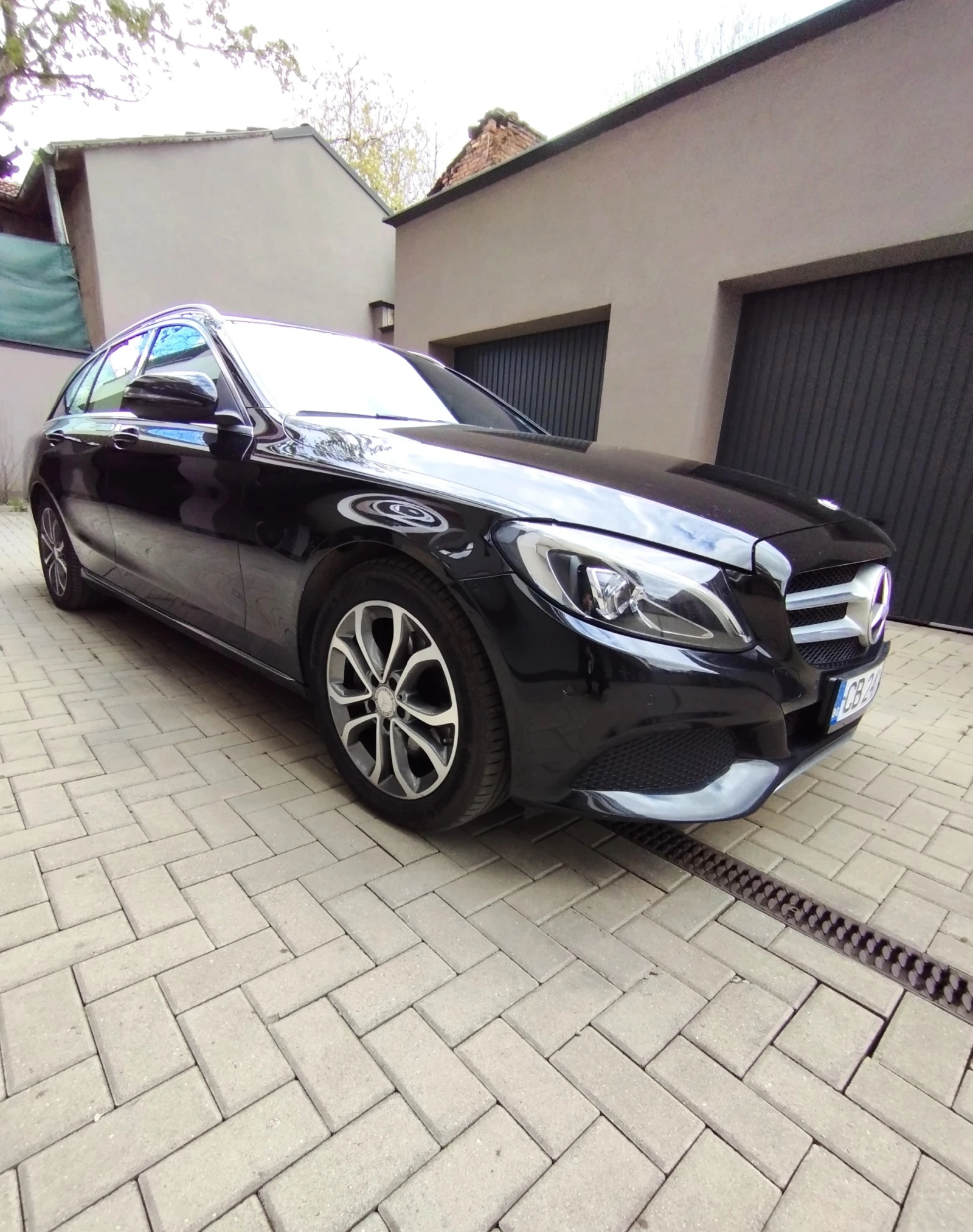 Mercedes-Benz C 300 HYBRID - изображение 6