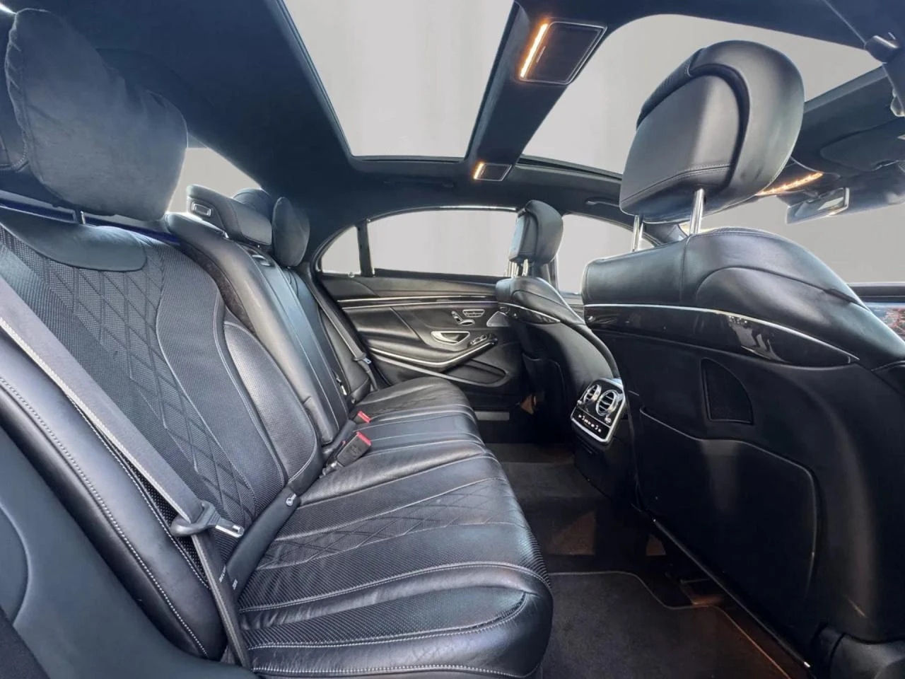 Mercedes-Benz S 560 4MATIC* Burmester* подгрев* обдухване* масажи - изображение 7