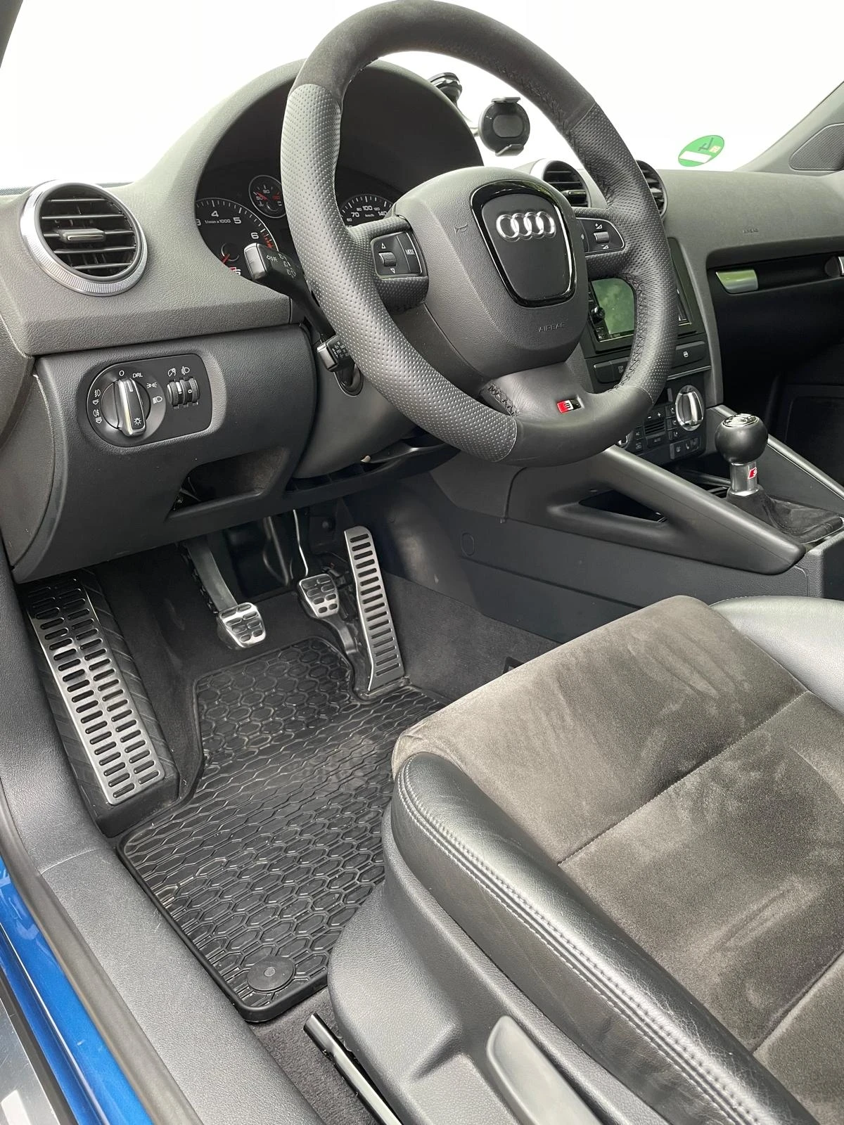 Audi A3 8P S-Line +  | Mobile.bg   11