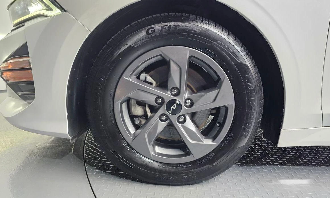 Kia K5 2.0 LPG Strandard * НАЙ-ДОБРА ЦЕНА В БЪЛГАРИЯ*  - изображение 5