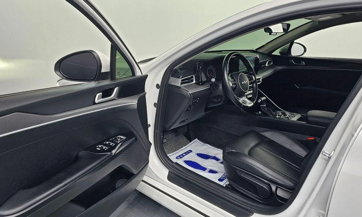 Kia K5 2.0 LPG Strandard * НАЙ-ДОБРА ЦЕНА В БЪЛГАРИЯ*  - изображение 9