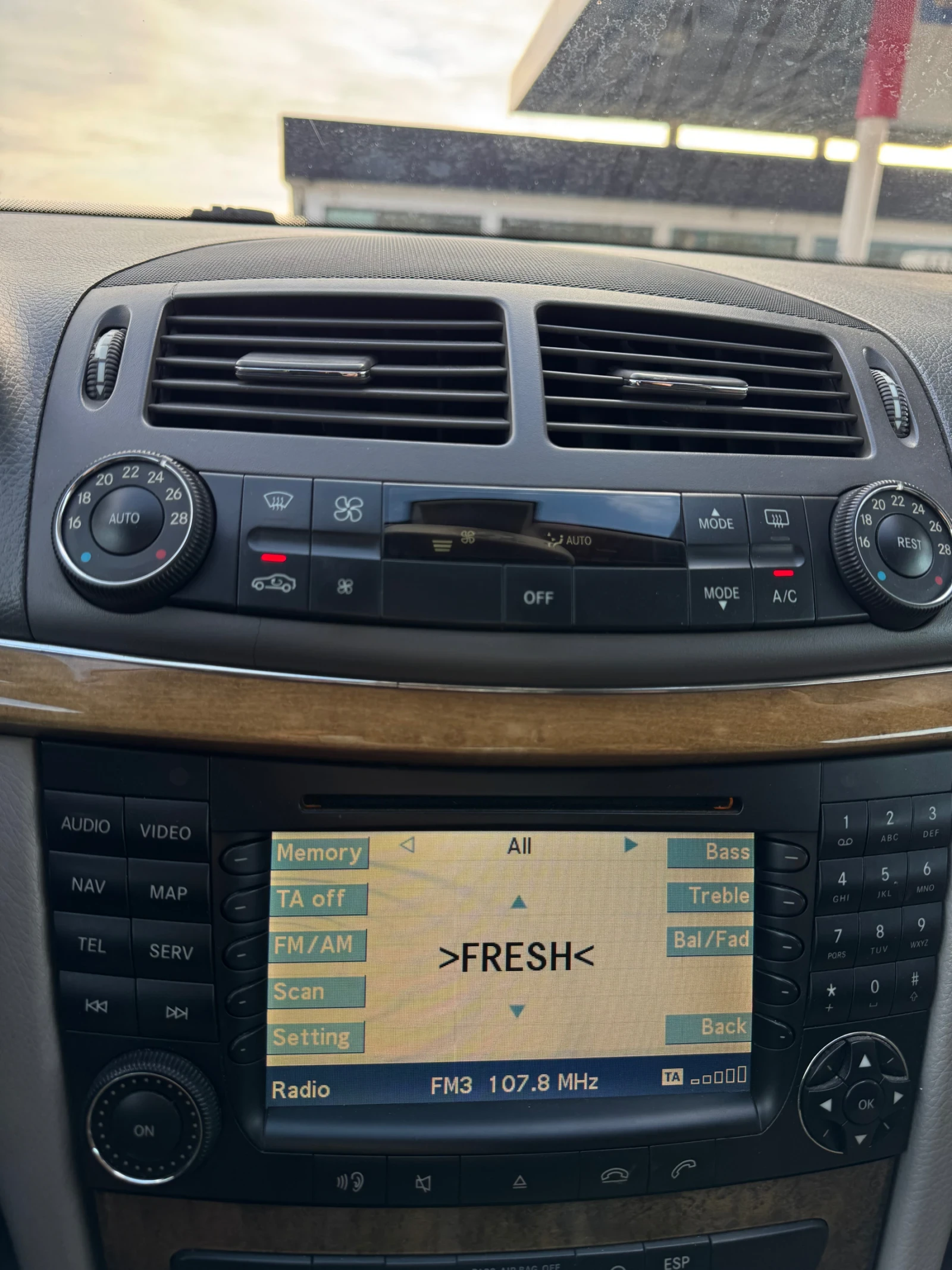 Mercedes-Benz E 320 CDI V6 Facelift ///EVO Avantgard, 7G TRONIC 224��  | Mobile.bg � ����������� 16