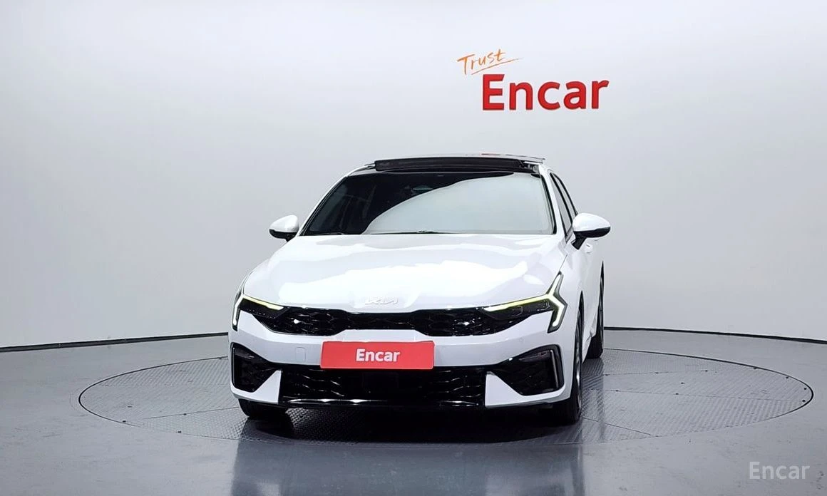 Kia K5 * LPG* КАМЕРИ* ПОДГРЕВ* ДИГ* ТАБЛО* LANE* ASSIST* , снимка 2 - Автомобили и джипове - 54067313