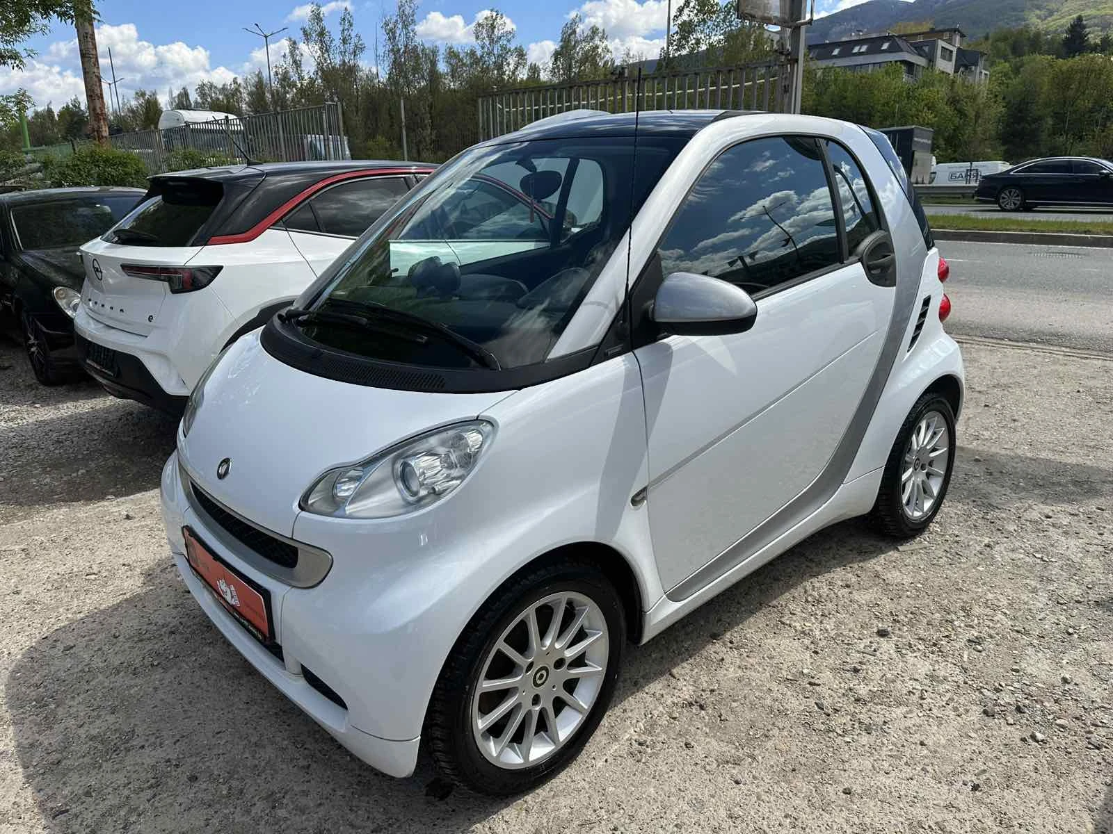 Smart Fortwo 1.0I Kлиматик Кожен салон Панорама