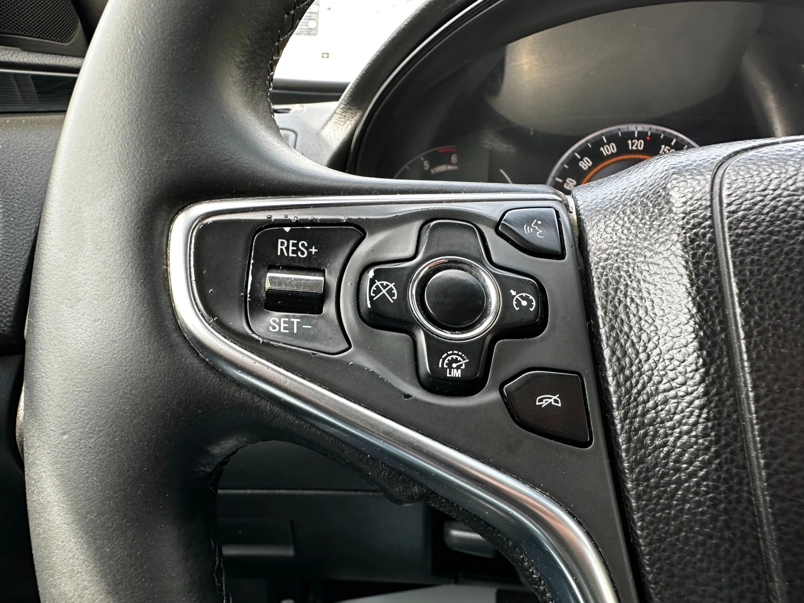 Opel Insignia 2.0d 163 к.с./ГАРАНЦИЯ ОТ КЕНТАВЪР, снимка 16 - Автомобили и джипове - 54616249