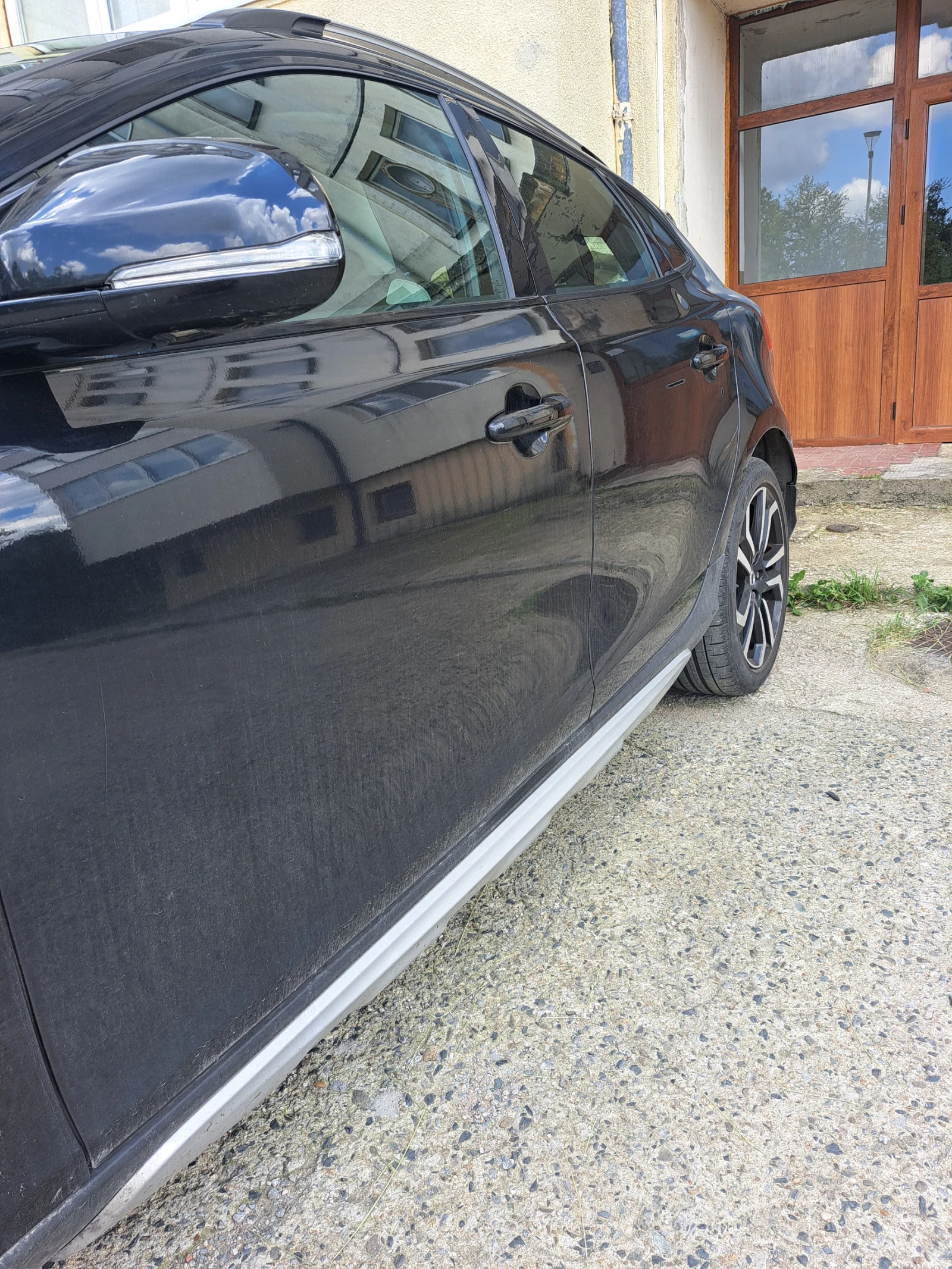 Volvo V40 Cross Country, снимка 6 - Автомобили и джипове - 54958198