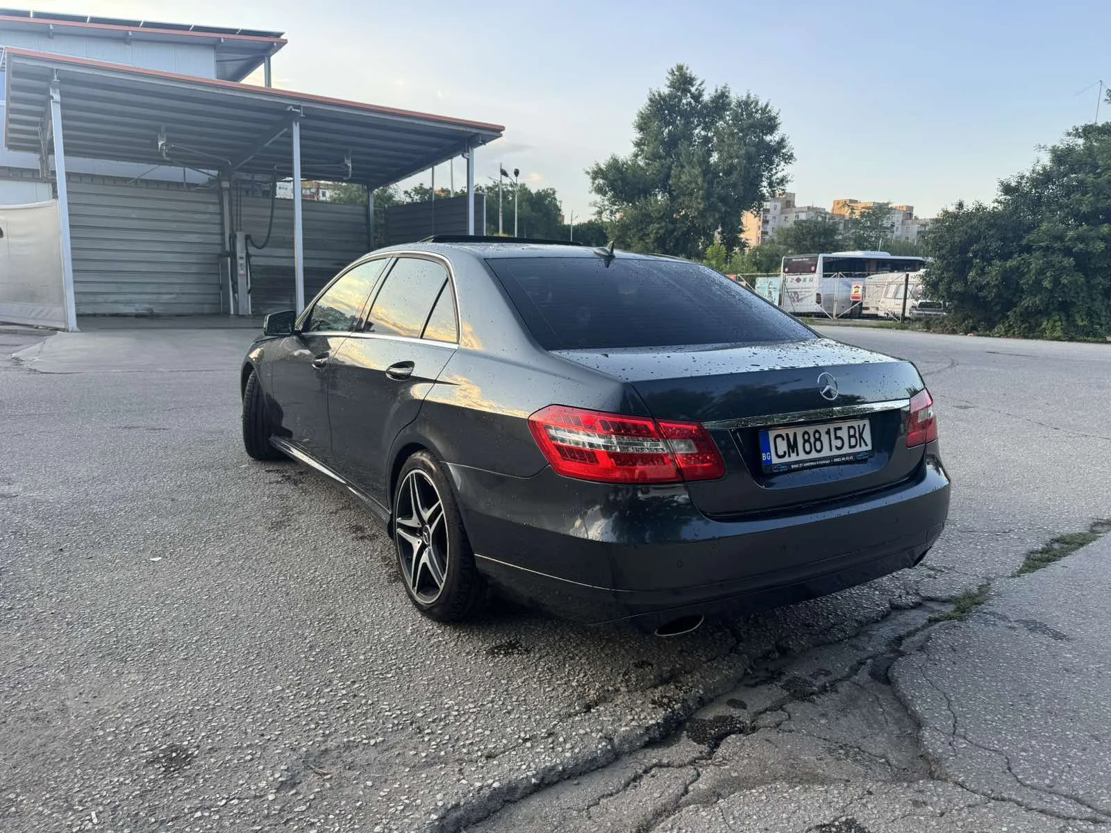Mercedes-Benz E 350 4matic, снимка 4 - Автомобили и джипове - 55160510
