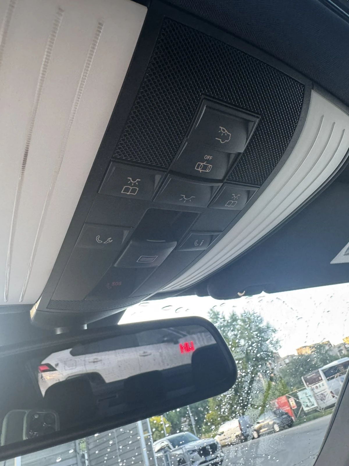 Mercedes-Benz E 350 4matic, снимка 13 - Автомобили и джипове - 55160510