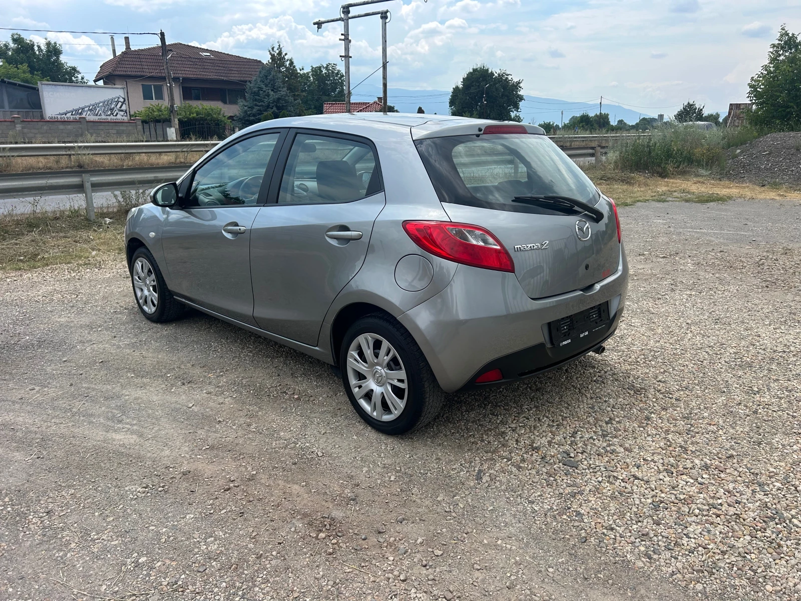 Mazda 2 1.3 I ГАЗ-БЕНЗИН, снимка 5 - Автомобили и джипове - 55314105