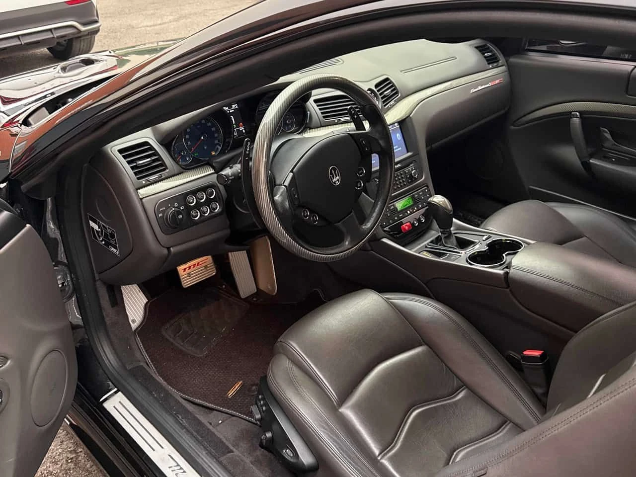 Maserati GranTurismo  MC Stradale  RWD, 4.7L / ЦЕНА ДО БЪЛГАРИЯ , снимка 7 - Автомобили и джипове - 55376154