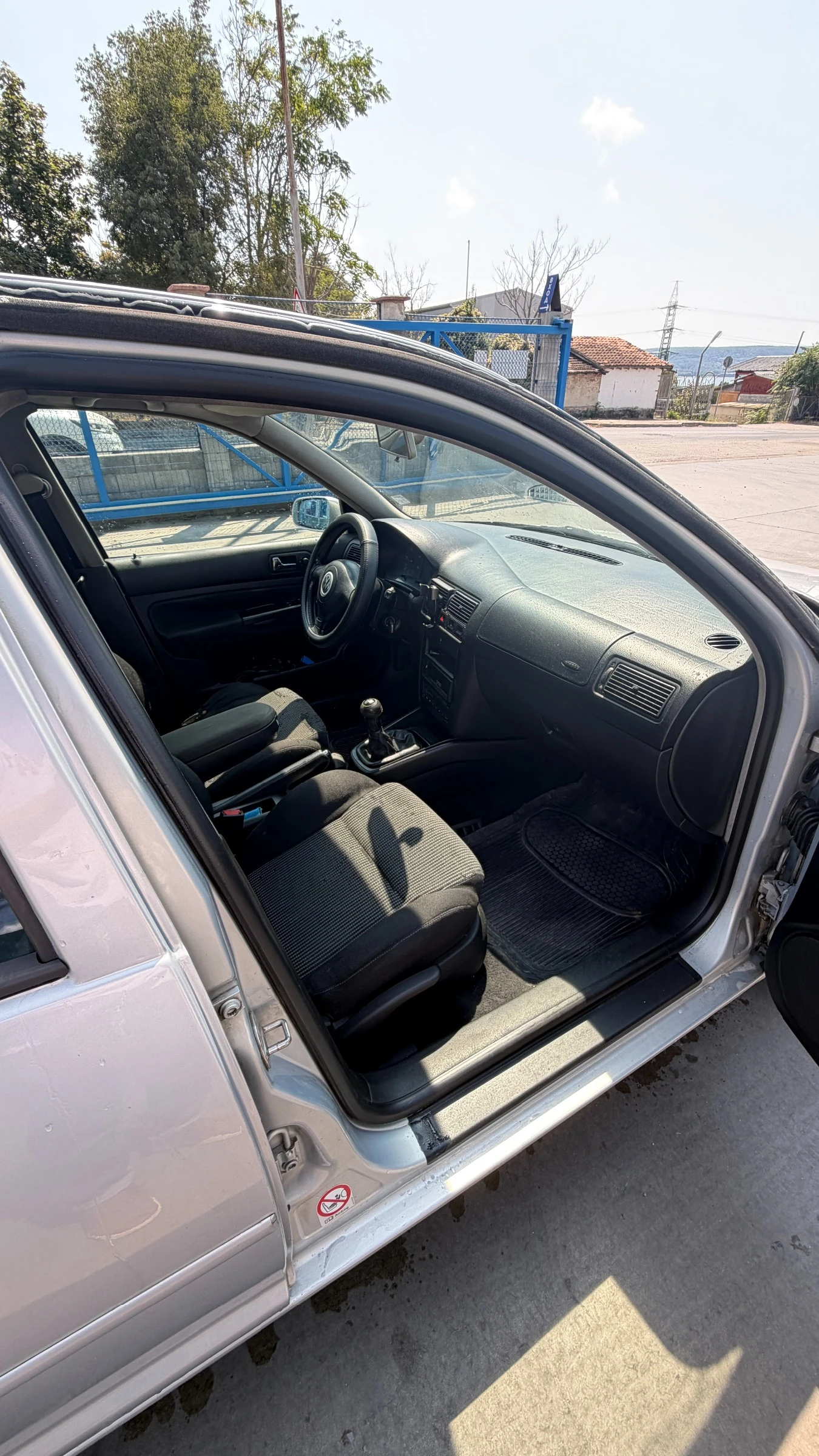 VW Golf 4, снимка 2 - Автомобили и джипове - 55800542