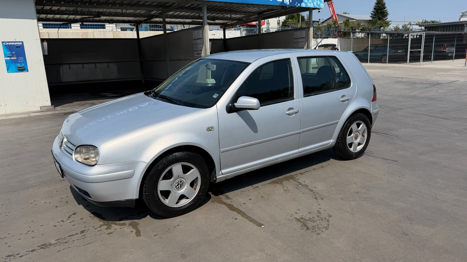 VW Golf 4, снимка 6 - Автомобили и джипове - 55800542