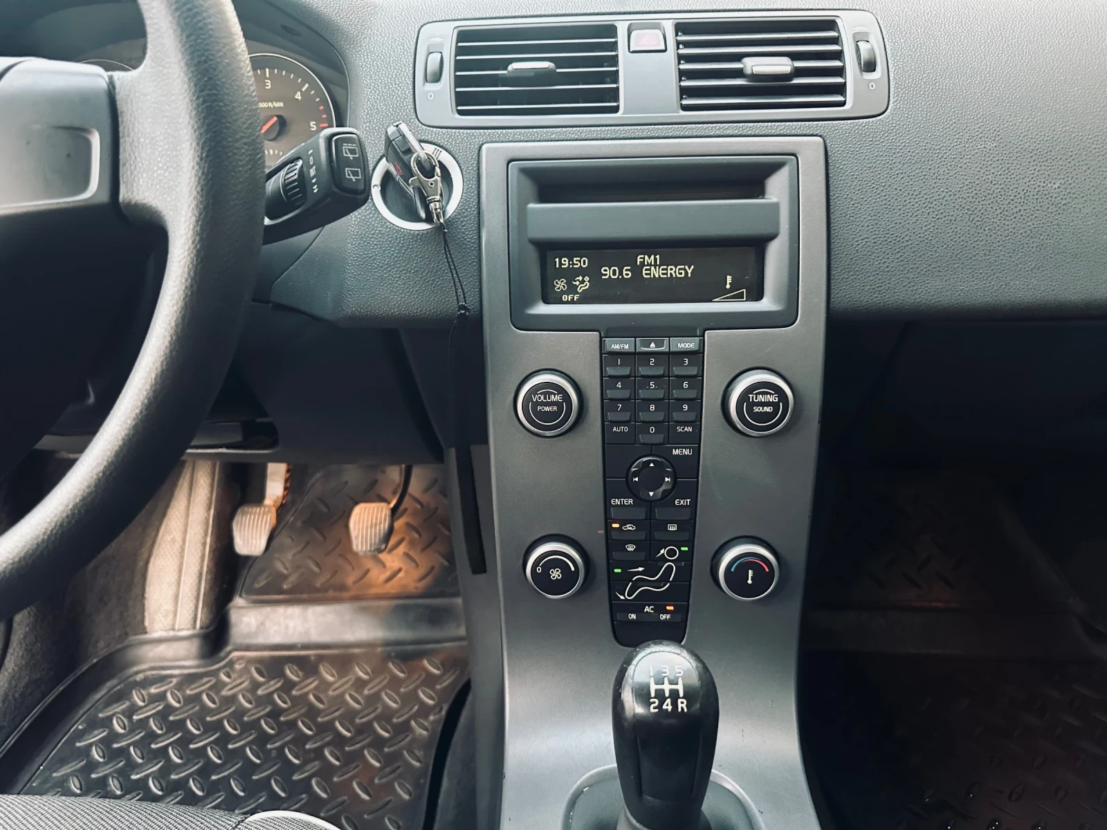 Volvo C30 1.6 HDI , снимка 14 - Автомобили и джипове - 55827184