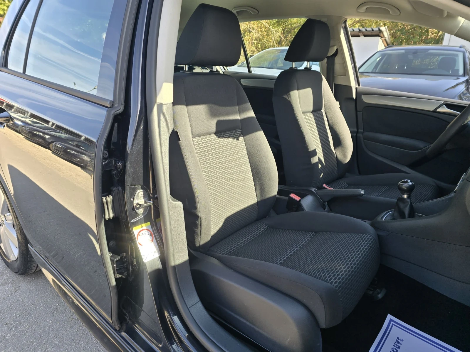 VW Golf 1.4TSI 122к.с Топ състояние , снимка 13 - Автомобили и джипове - 56327926