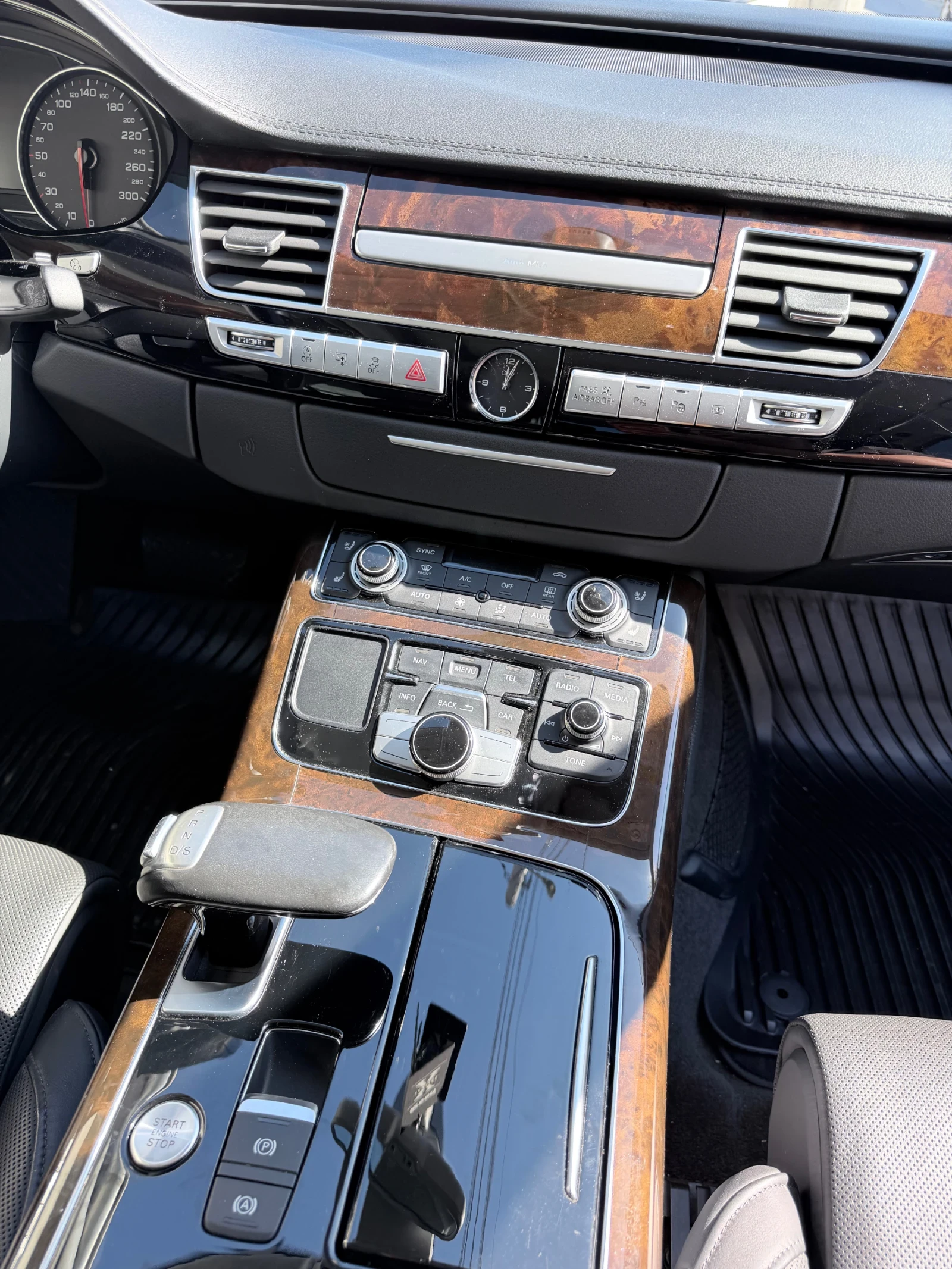 Audi A8, снимка 11 - Автомобили и джипове - 56347826