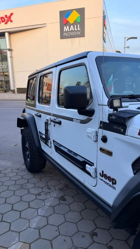 Jeep Wrangler JEEP WRANGLER 2.0 RUBICON/Подгрев волан/Камери   - 34900 € / 68258.47 лв. - 15677565 2